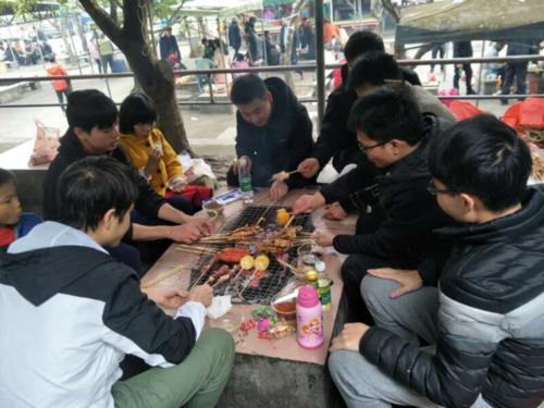 元旦燒烤活動 元旦燒烤活動